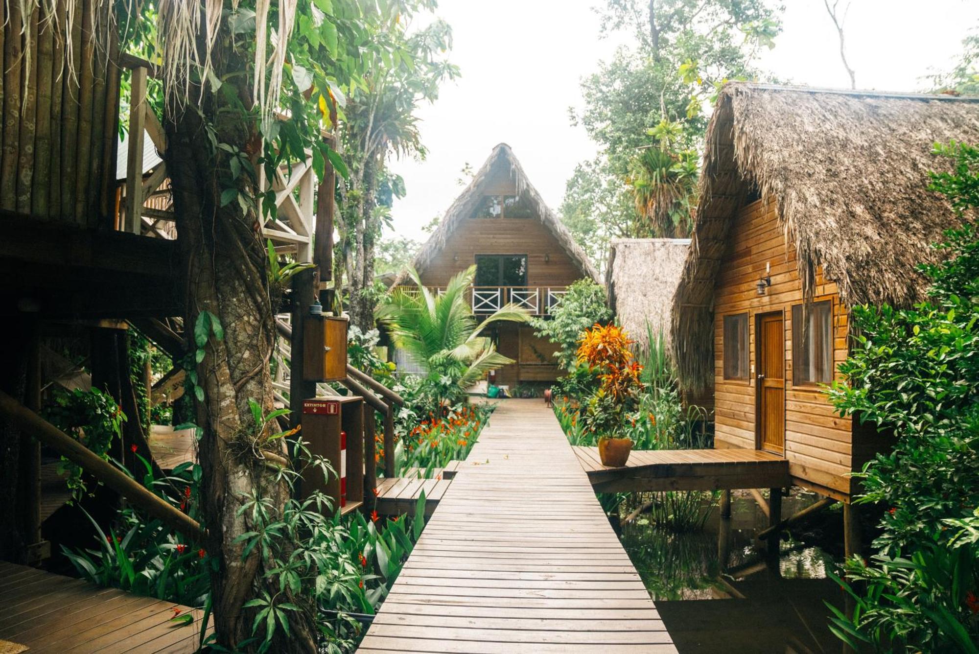 Boatique Hotel And Marina Rio Dulce Exterior photo