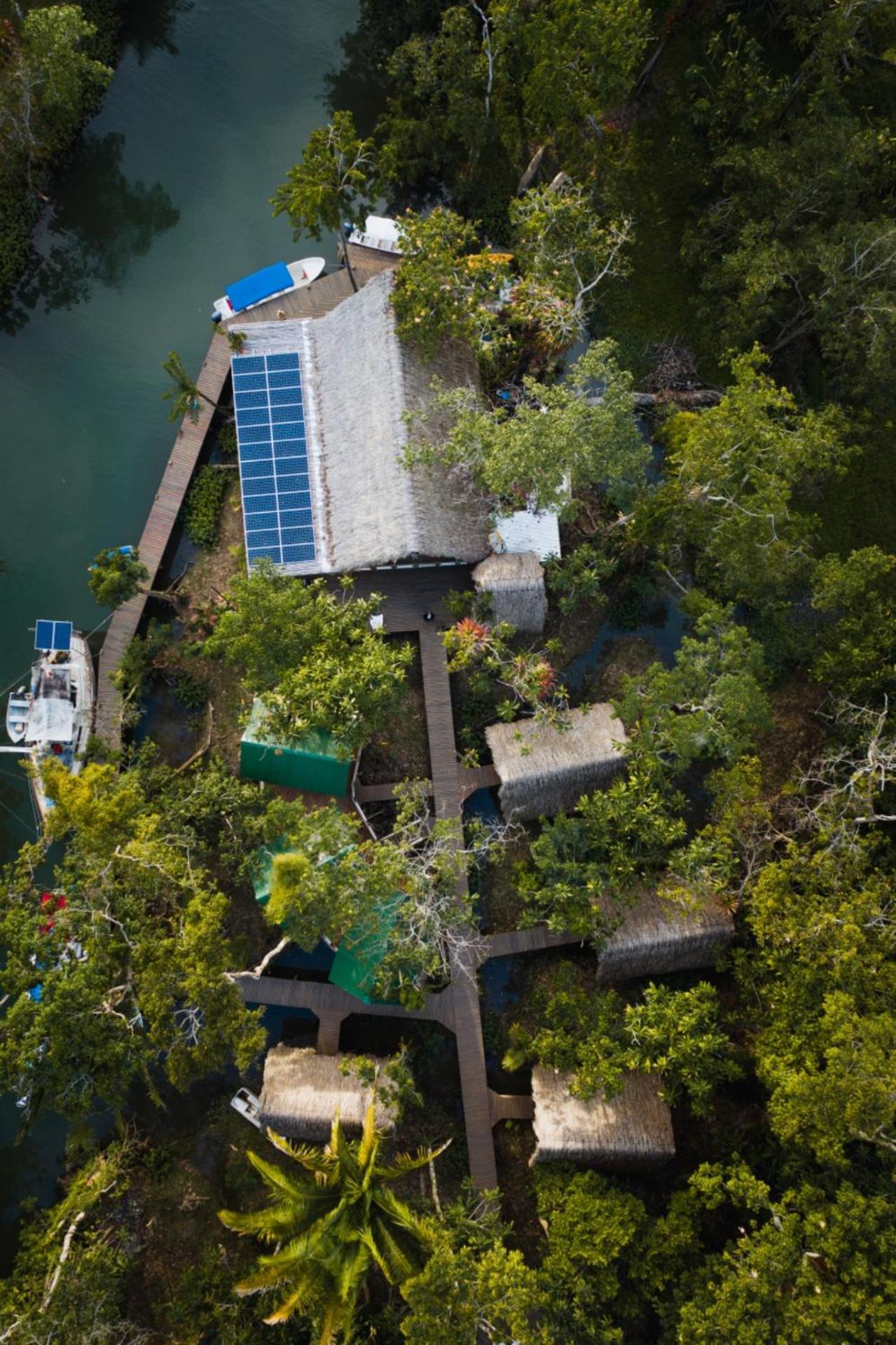 Boatique Hotel And Marina Rio Dulce Exterior photo