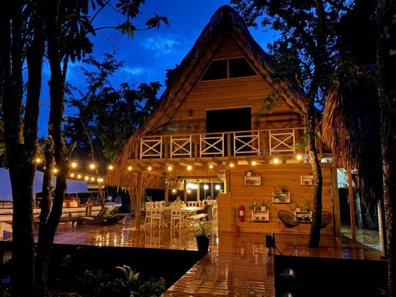 Boatique Hotel And Marina Rio Dulce Exterior photo